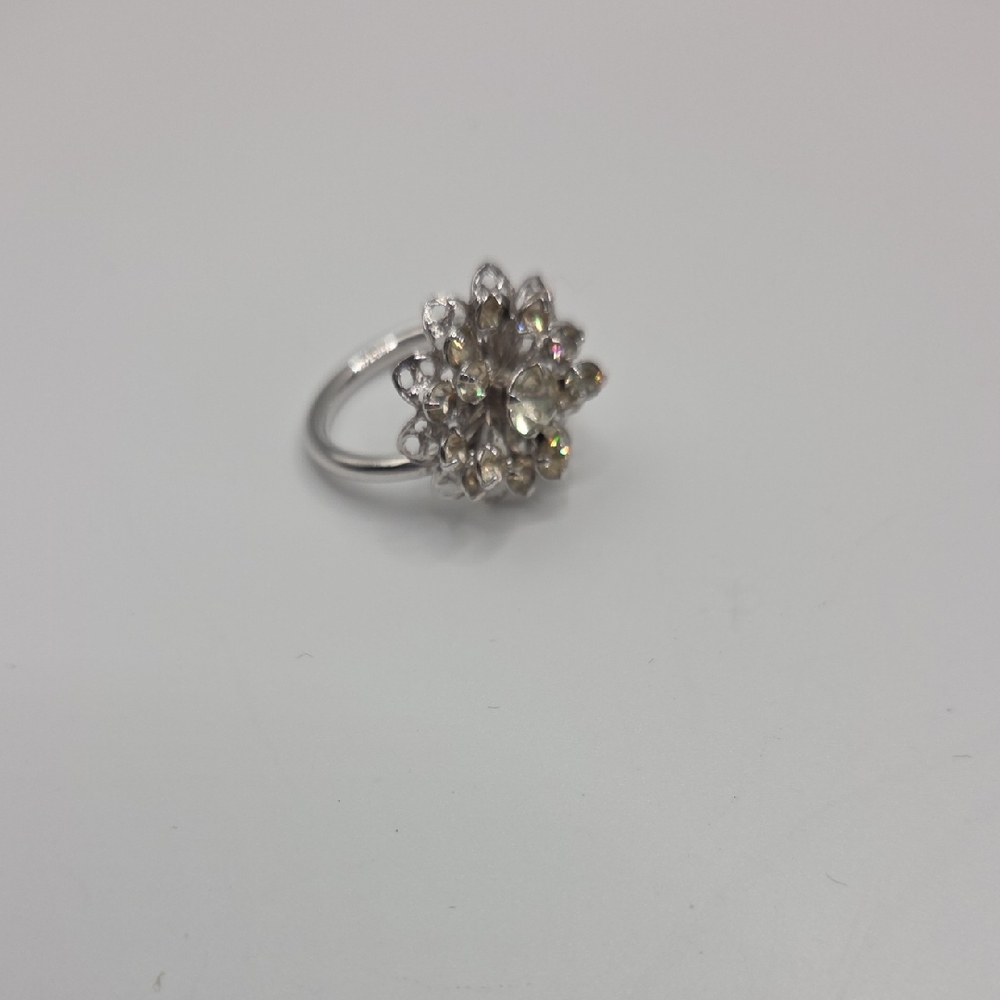 Sarah Coventry Silver Flower Crystal Ring